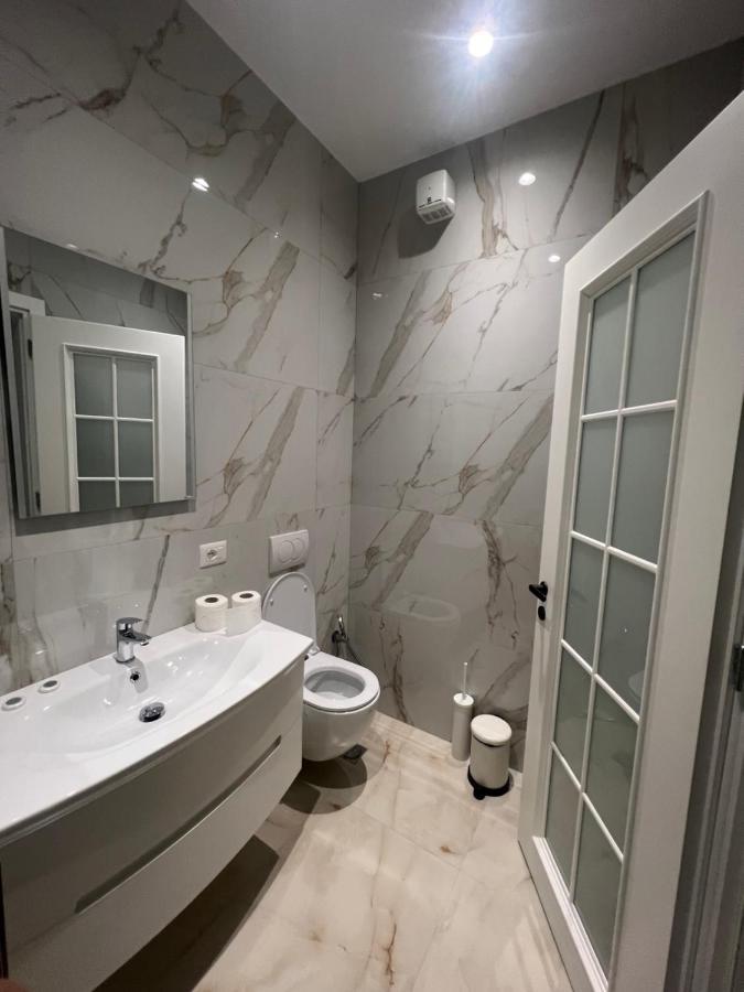 Cane Apartment Emerald Tirana Exterior foto